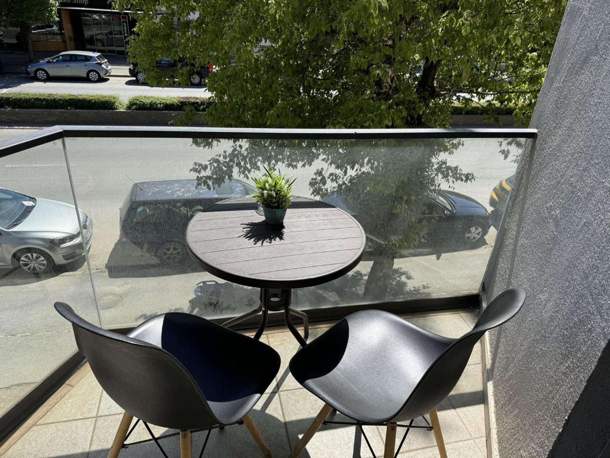 Paradiso Center Apartment